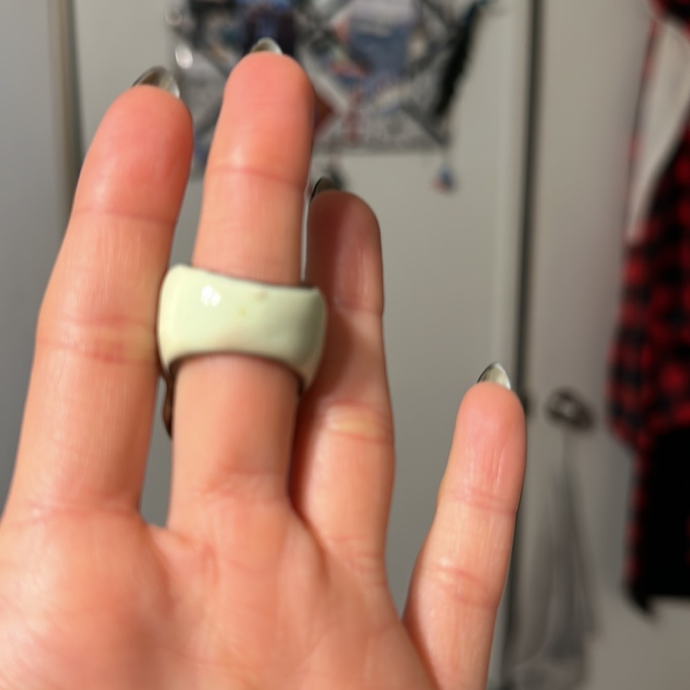 Skull ring - Picture 2 of 2